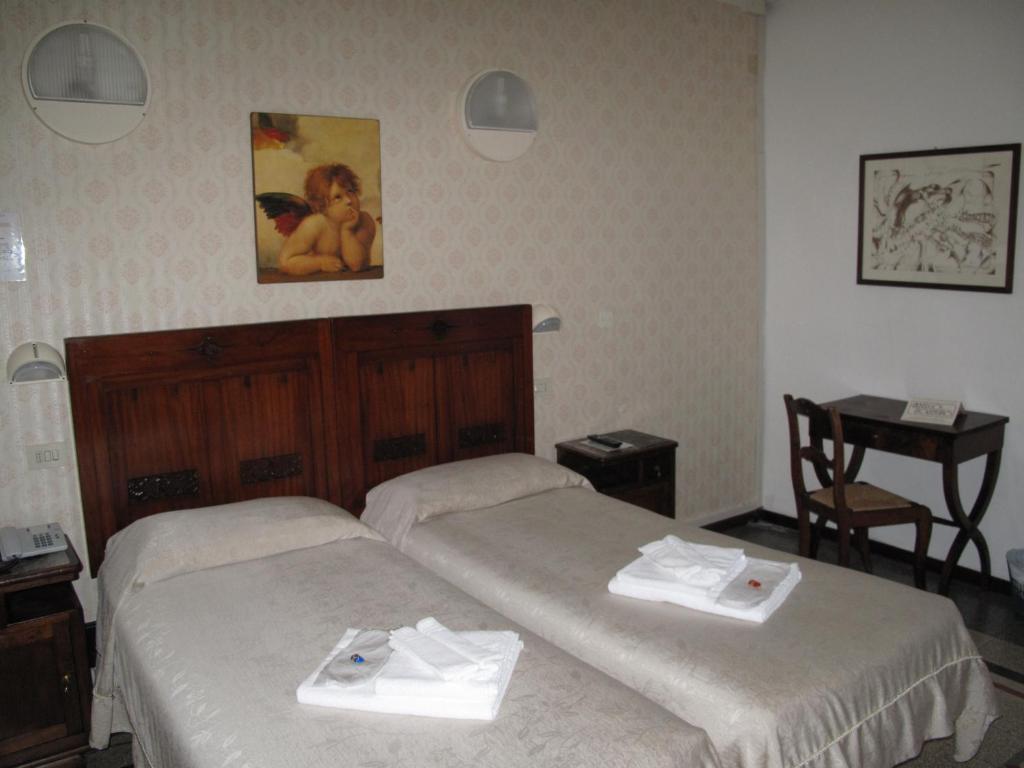 Albergo Fiorentino Sansepolcro Quarto foto