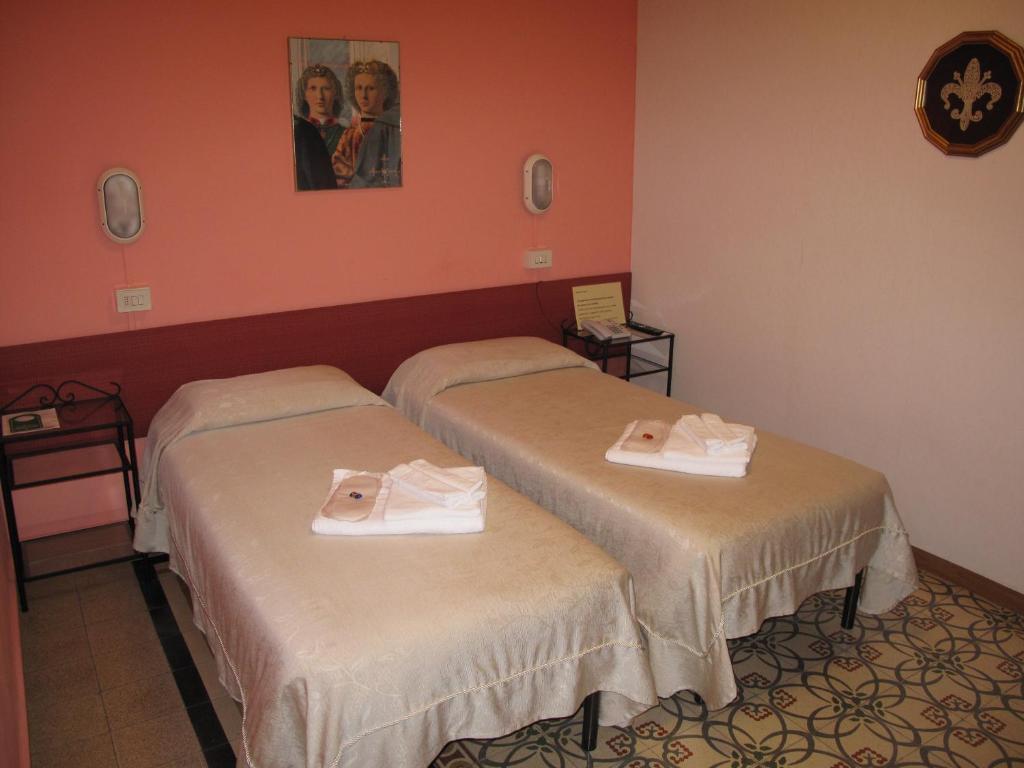 Albergo Fiorentino Sansepolcro Quarto foto